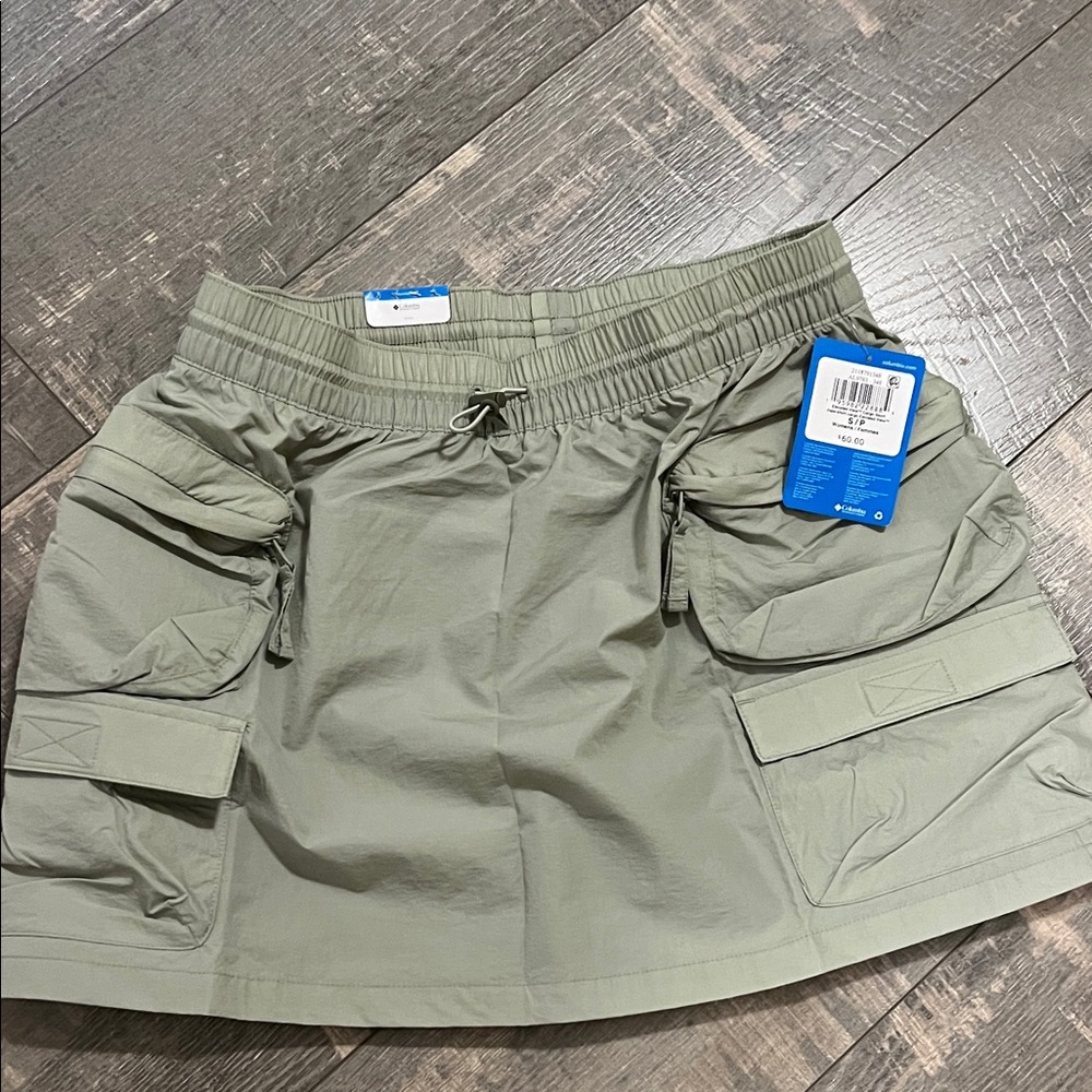 Women’s Olive Green Cargo Utility Shorts